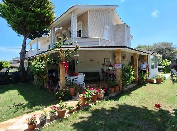 招待所 Inci Çeşme